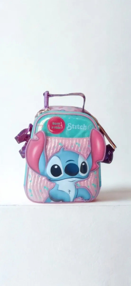 Lonchera Ruz Color Lila Stitch 3d Práctica Y Con Correa