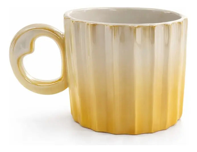 Taza Acanalada Degradado Pastel Con Aza De Corazon 350 Ml