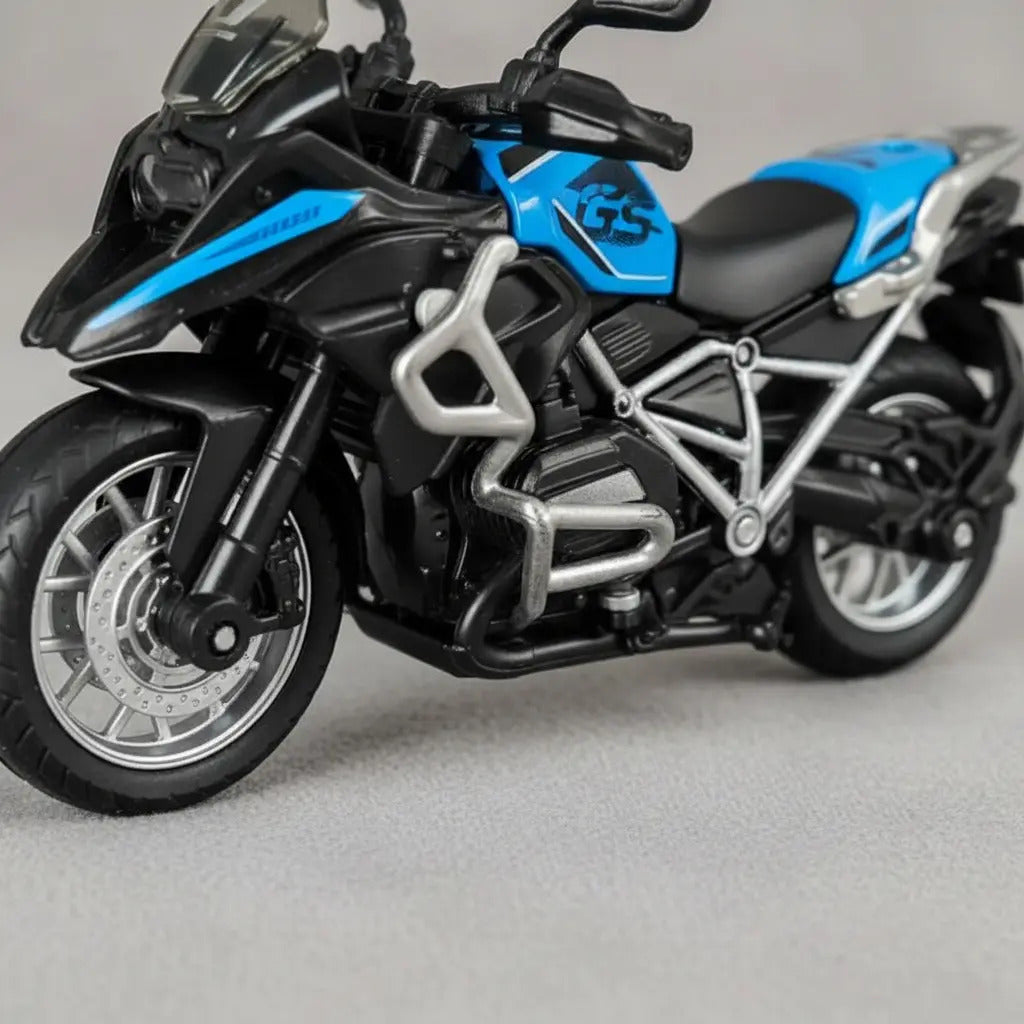 Moto A Fricción Candy Toys Escala 1:14 Con Casco Azul