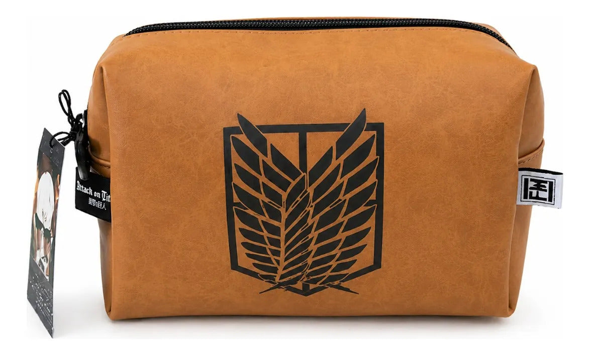 Set Escolar Attack On Titan Mochila Lonchera Y Lapicera