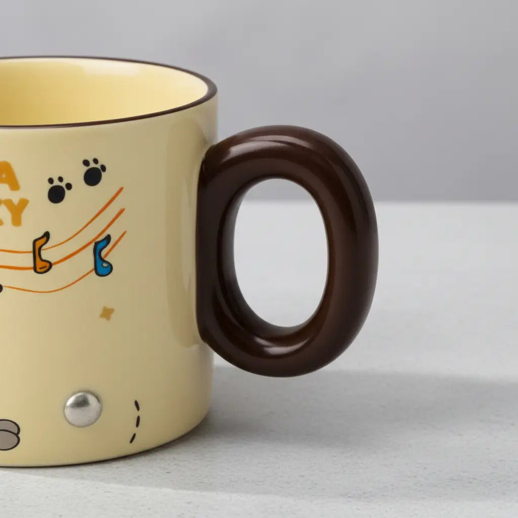 Taza Capibara Lluvia Con Tapa Y Figura Decorativa 360 Ml
