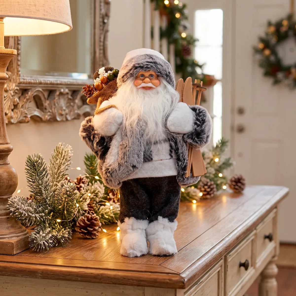 Santa Claus Lluvia Esquiador Invernal Gris 32 cm