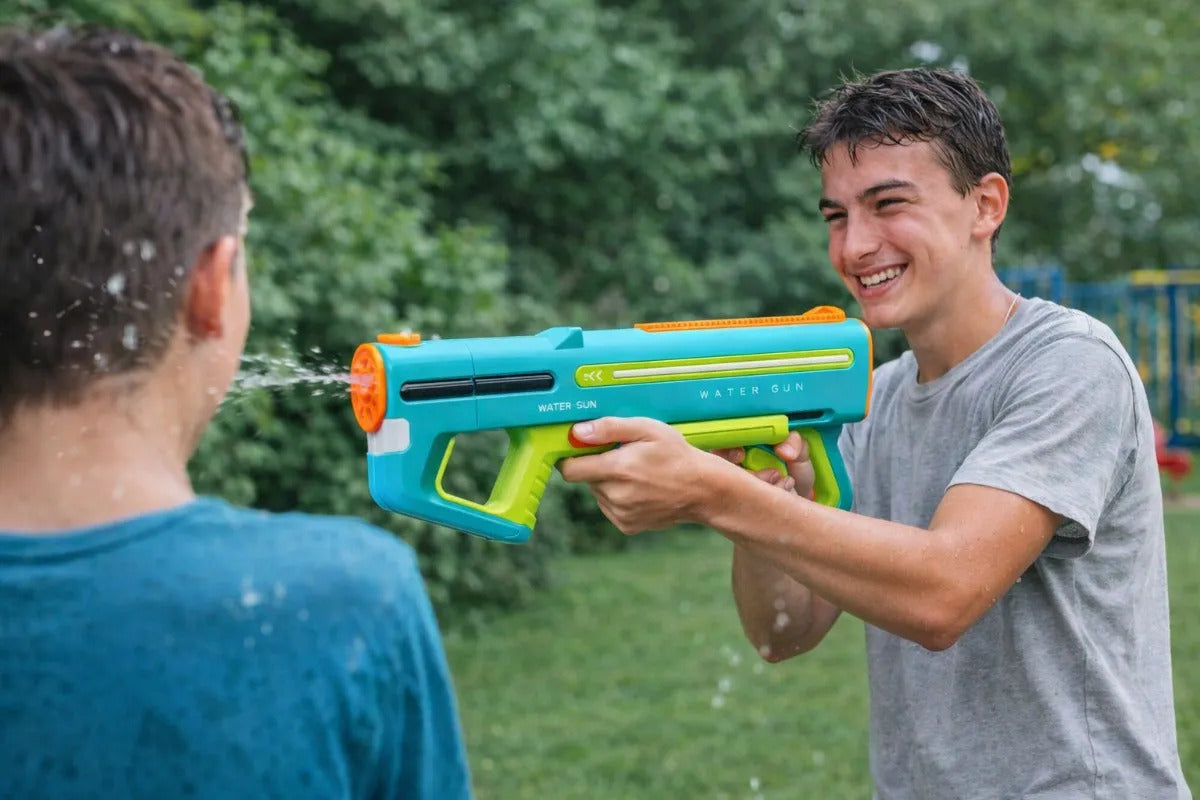 Pistola De Agua Eléctrica Recargable Con Luces Largo Alcance