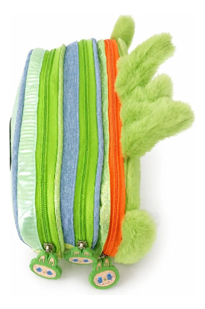 Lapicera Escolar Monster Afelpada Triple Cierre Color Verde