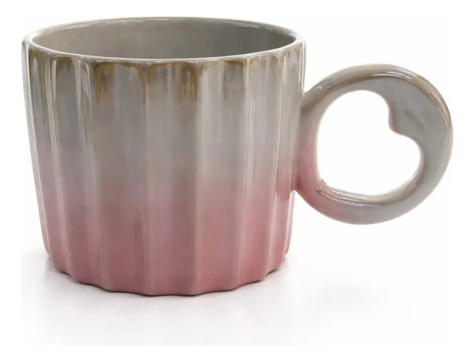 Taza Acanalada Degradado Pastel Con Aza De Corazon 350 Ml