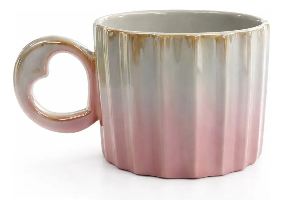 Taza Acanalada Degradado Pastel Con Aza De Corazon 350 Ml