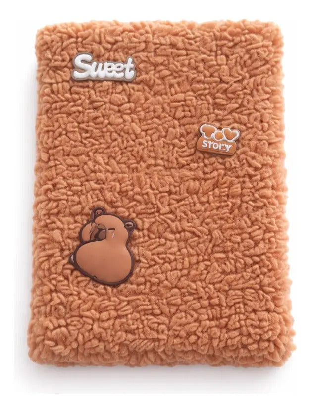 Libreta Suave Afelpada Capibara Tamaño Francés Surimax